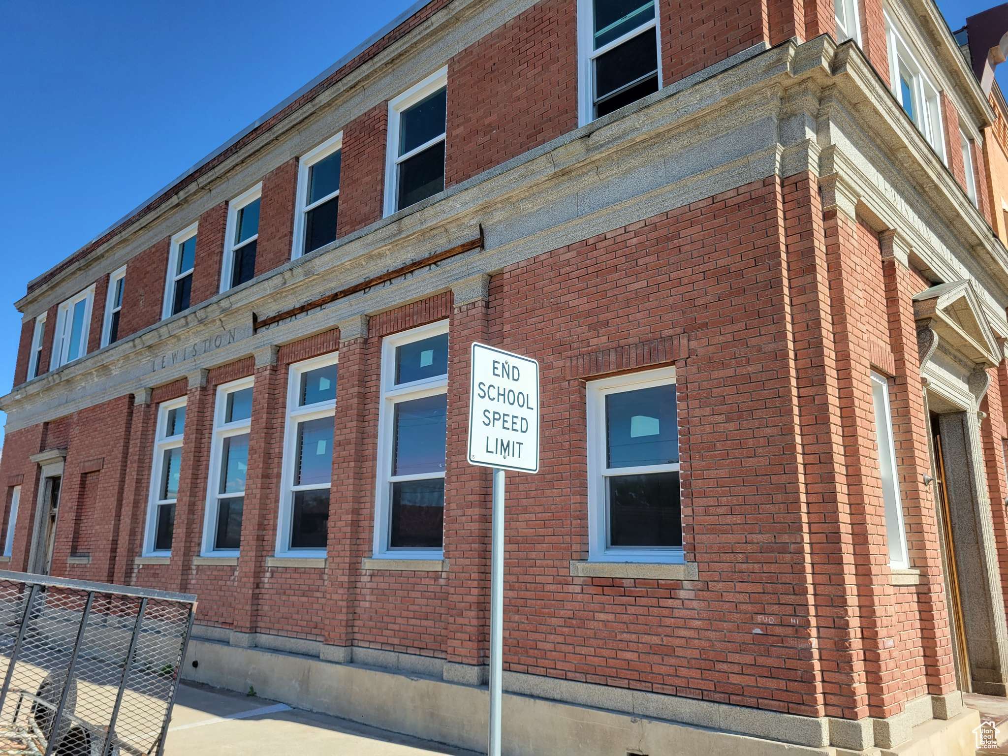 Lewiston, UT 84320,1 S MAIN ST