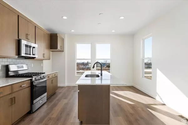 Layton, UT 84041,1496 N 1875 W #157