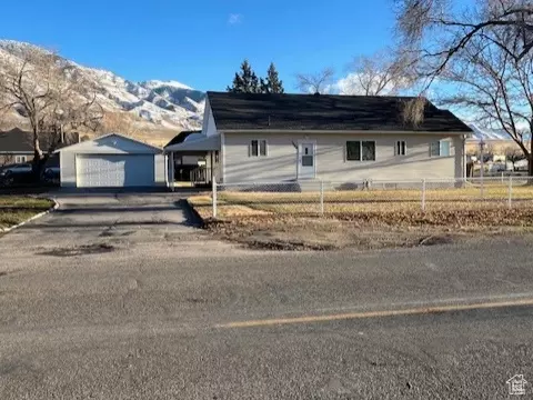 Lake Point, UT 84074,7866 N CENTER ST