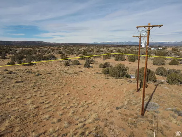 Roosevelt, UT 84066,4650 W BLUEBELL RD #5