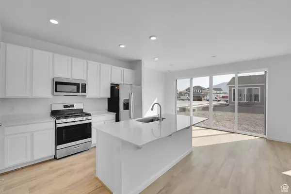 Stansbury Park, UT 84074,6458 N PEDIGREE LN #1204