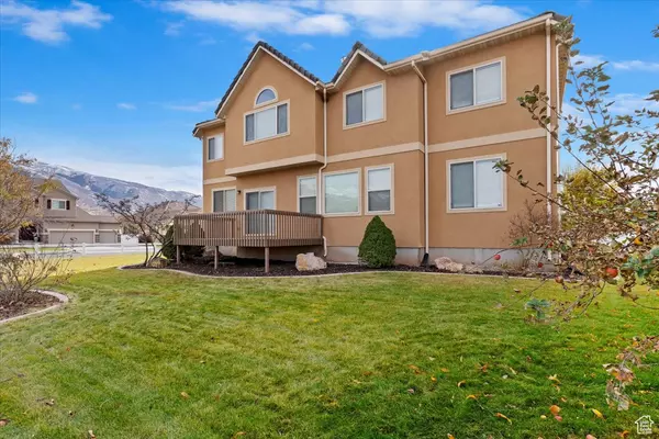 Farmington, UT 84025,1422 TRIPLE CROWN CT