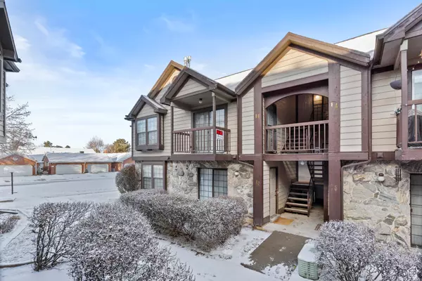 Washington Terrace, UT 84405,5425 S 350 E #16D