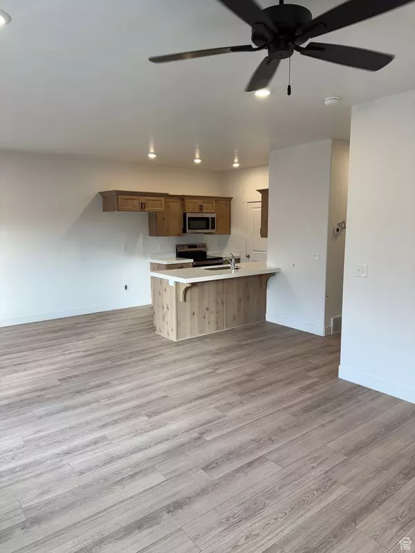 Eagle Mountain, UT 84005,3051 N OTTER LN #3062