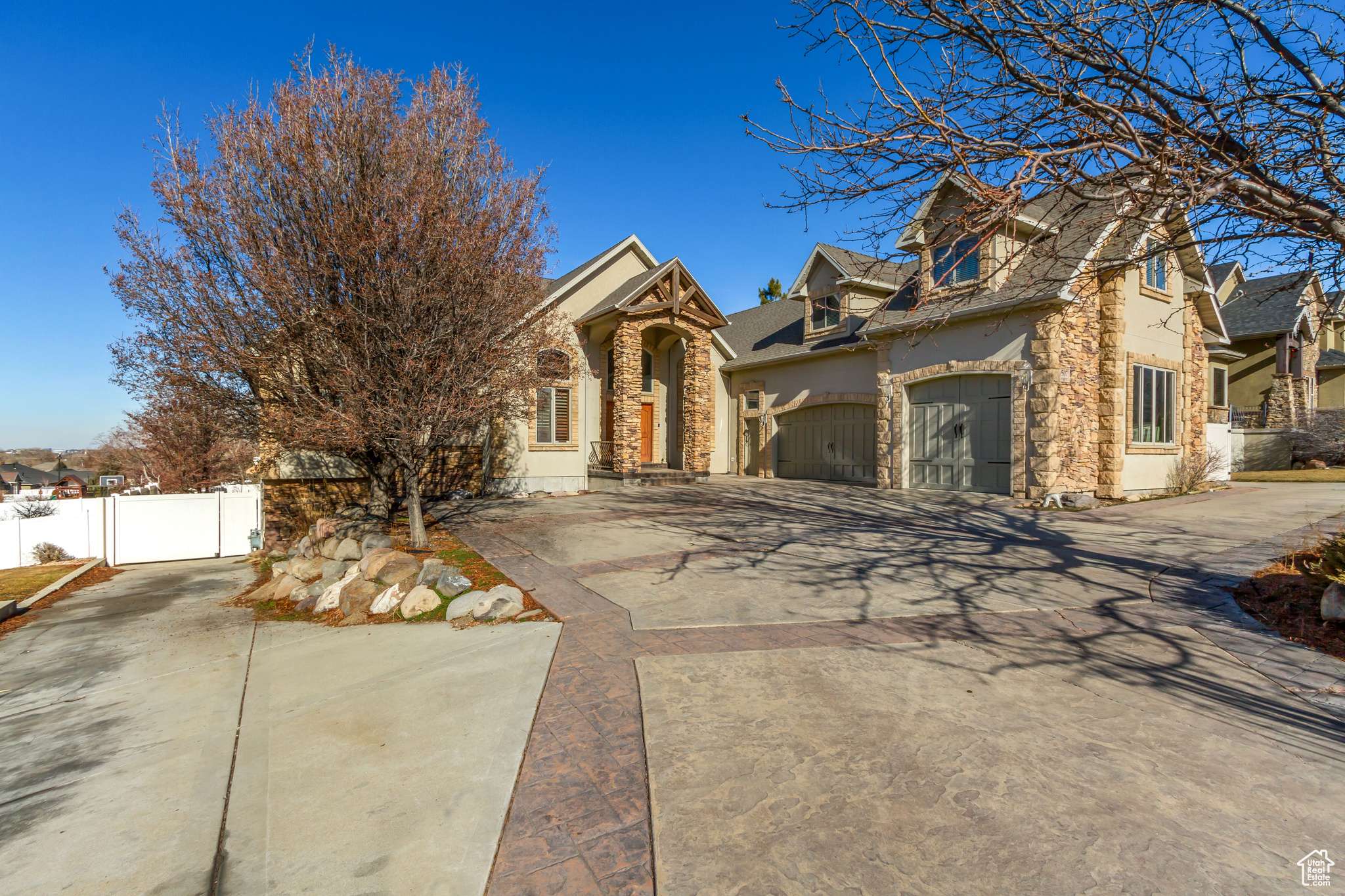 507 E BEACHWOOD DR S, Draper, UT 84020