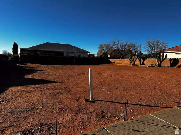 Santa Clara, UT 84765,3535 RED BUTTE DR #12