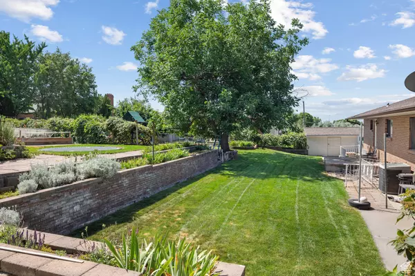 Orem, UT 84058,1975 LAGUNA VISTA DR