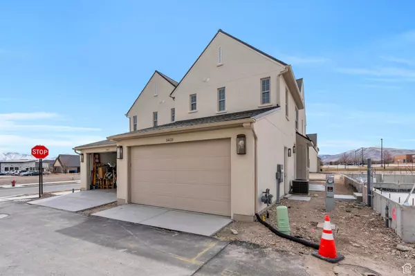 Herriman, UT 84096,5672 W CAMDEN COMMONS S #28
