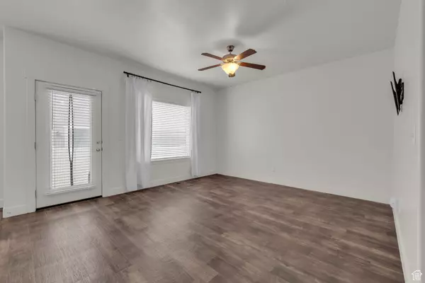 Eagle Mountain, UT 84005,7562 N COTTAGE LN