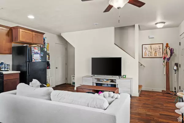Vineyard, UT 84059,198 N 725 E