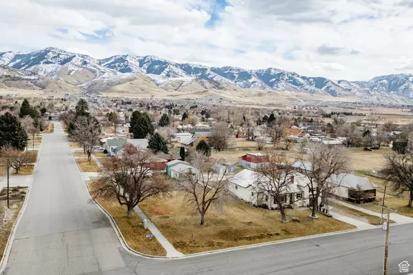 208 S 100 E, Smithfield, UT 84335