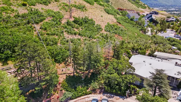 Salt Lake City, UT 84109,2253 S LAKELINE CIR