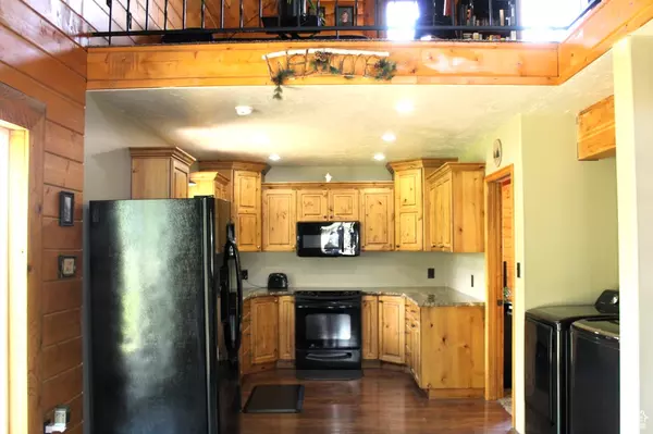 Fremont, UT 84747,382 N JAKES PLACE RD