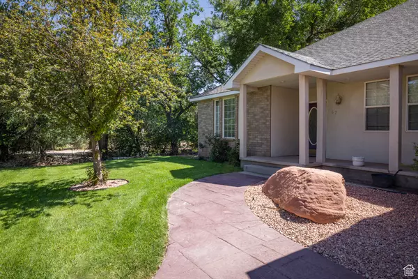 Moab, UT 84532,567 S 400 E