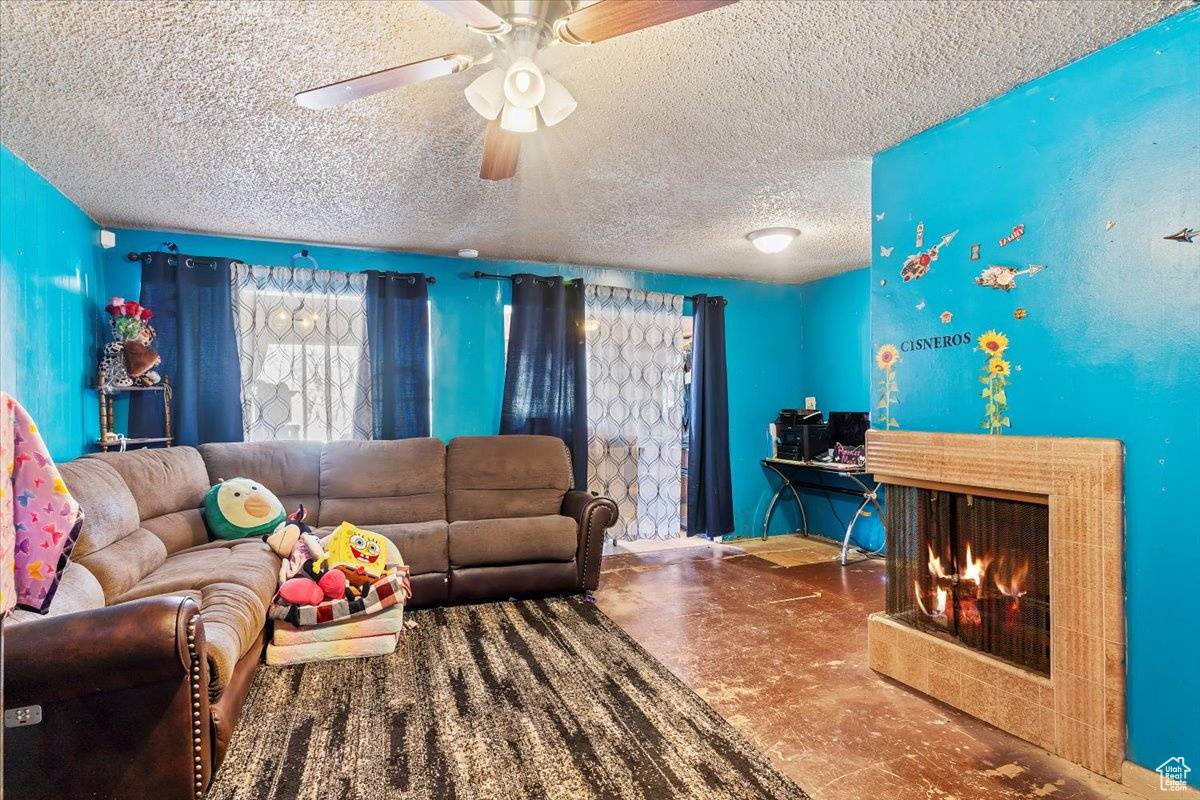 Brigham City, UT 84302,332 W 300 N