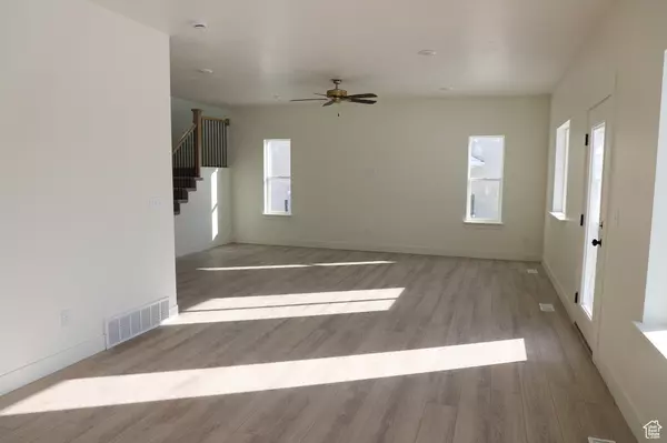 Eagle Mountain, UT 84005,3071 N REDFOX DR #337