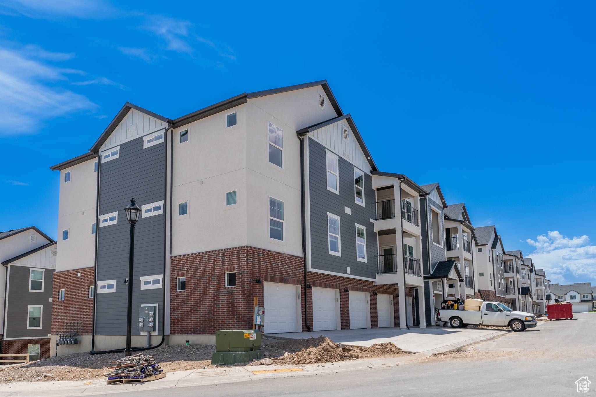 912 N HEMSWORTH WAY #P304, Saratoga Springs, UT 84045