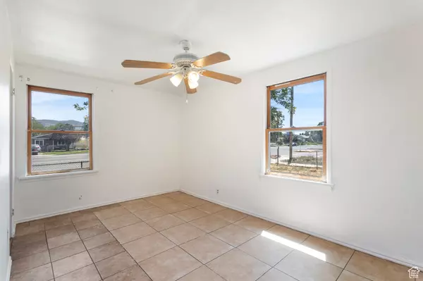 Salt Lake City, UT 84116,804 W 600 N