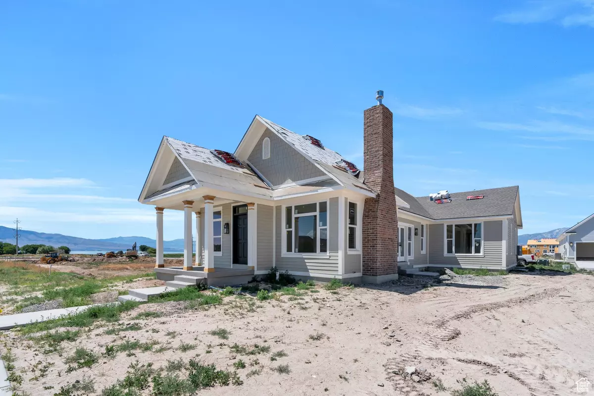 Vineyard, UT 84059,5 STILLWATER ST #145