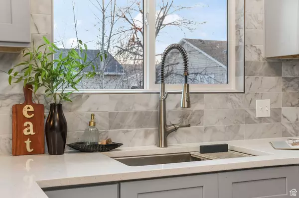 West Jordan, UT 84084,1257 W ATHLEEN DR