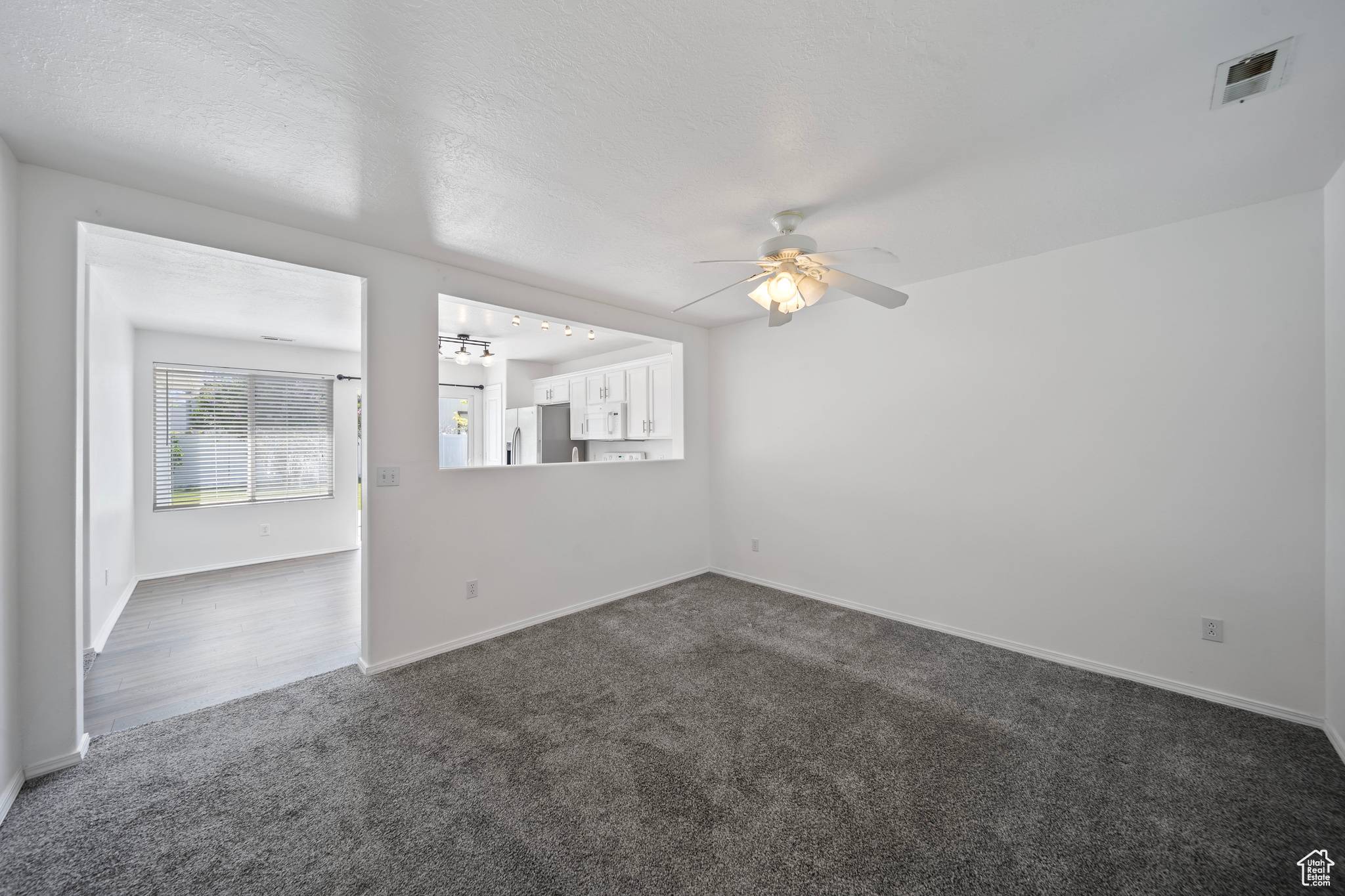 Stansbury Park, UT 84074,82 SHAMROCK LN