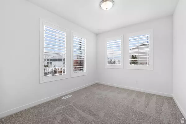 Vineyard, UT 84059,87 E LAKE VIEW DR