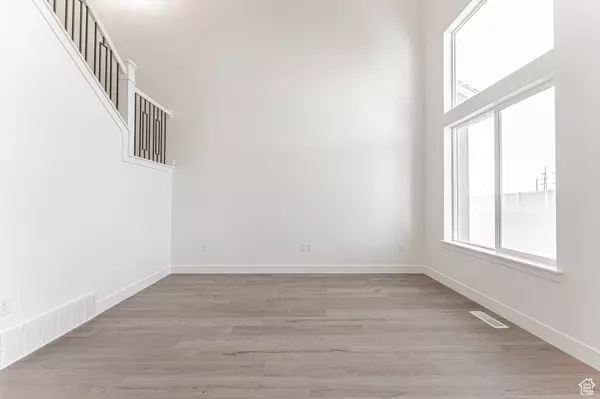 Mapleton, UT 84664,698 W 4500 S #309