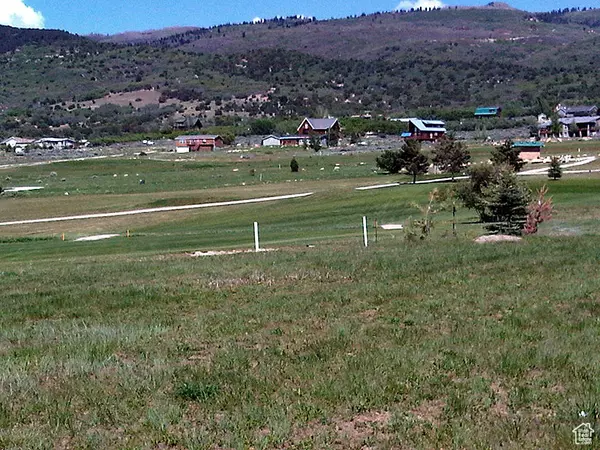 Fairview, UT 84629,121 S 121 FISH POND DR E #B121