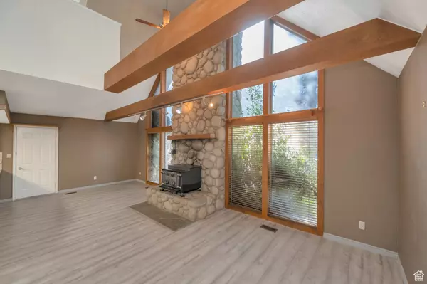 1110 W GREASEWOOD DR,  Riverton,  UT 84065