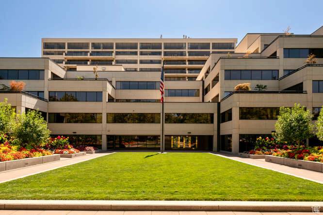 560 E SOUTH TEMPLE N #PL 102, Salt Lake City, UT 84102
