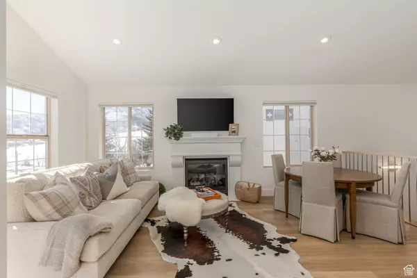 Midway, UT 84049,943 SWISS OAKS DR