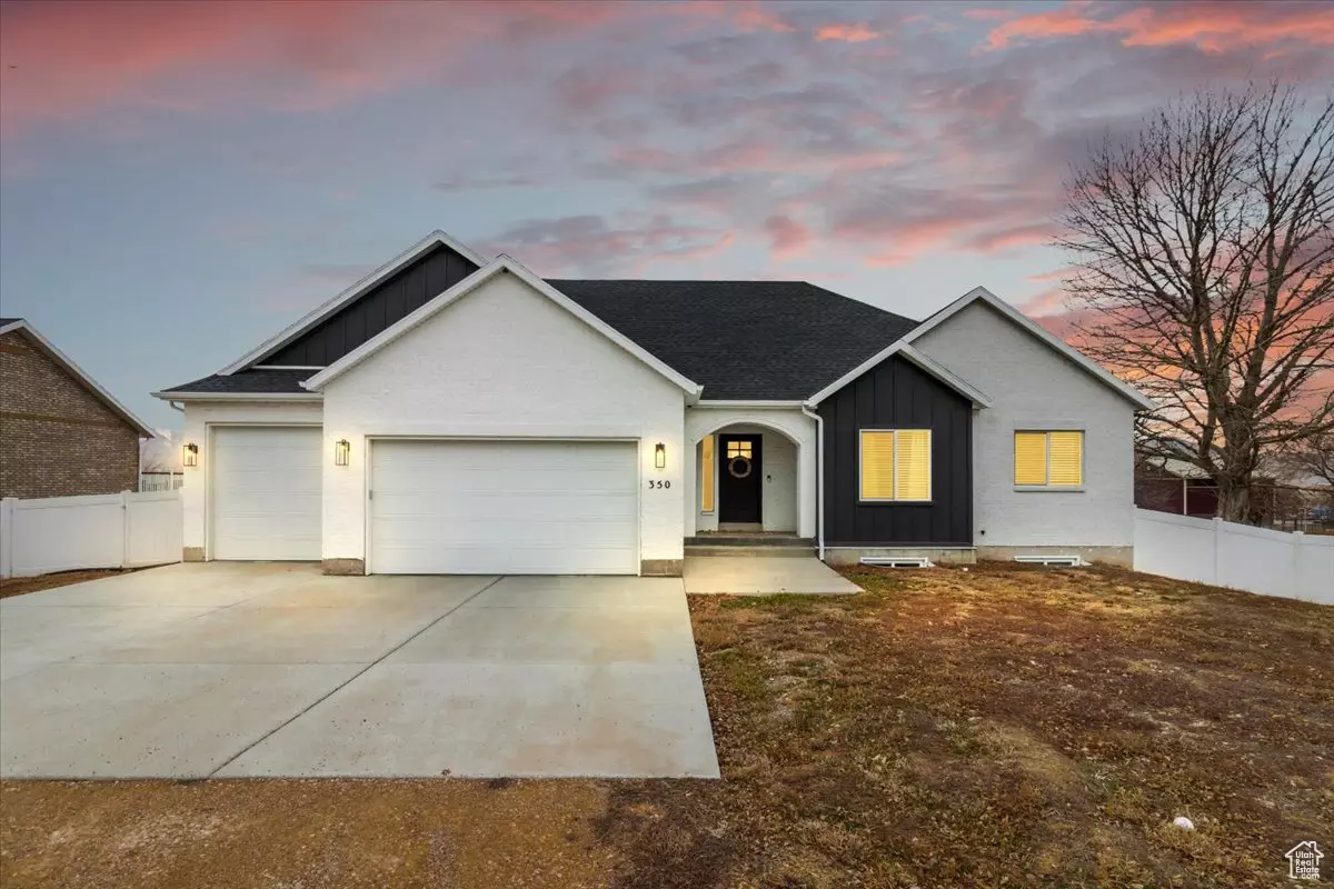 Mona, UT 84645,350 S 300 E