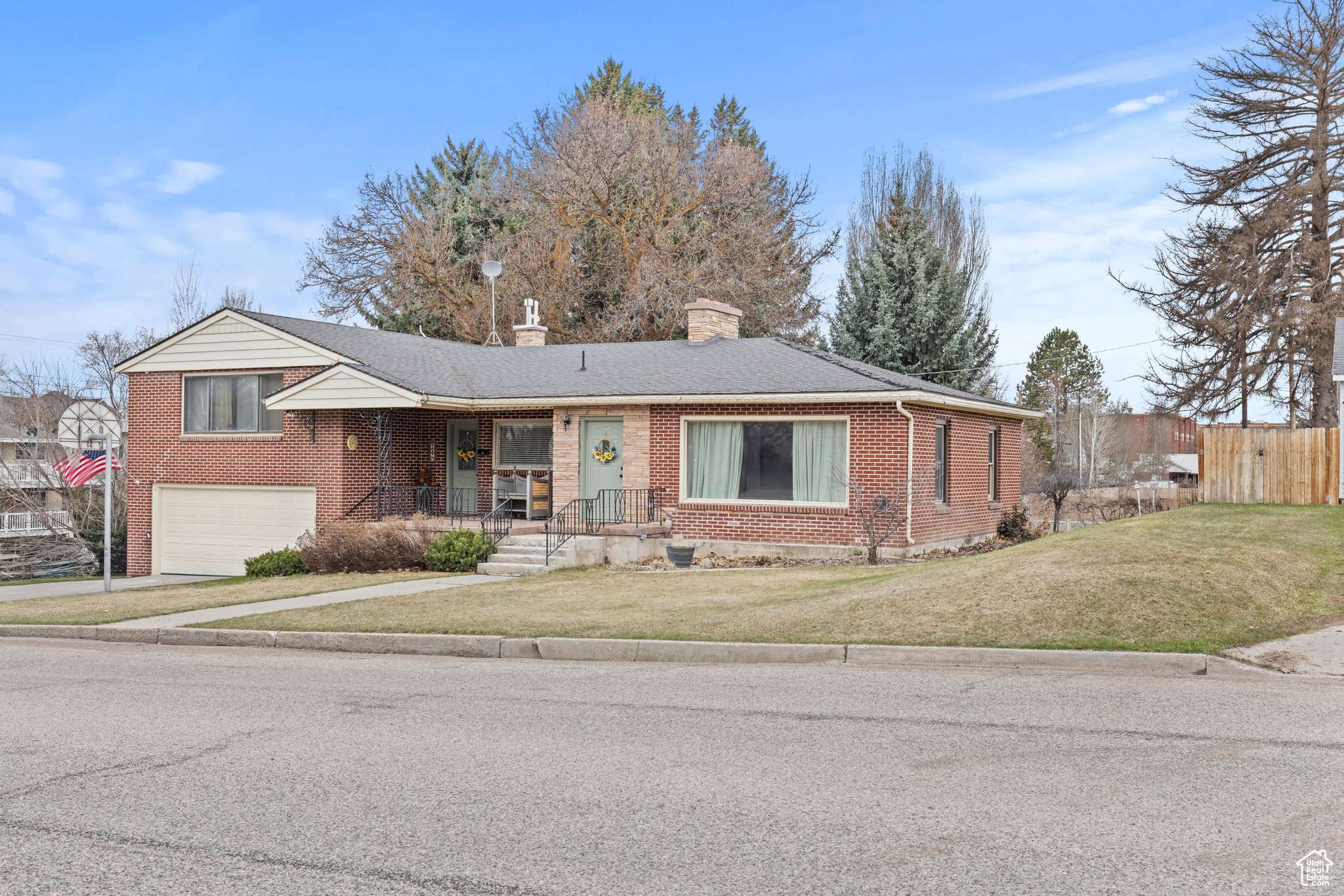 Preston, ID 83263,162 S 3 E