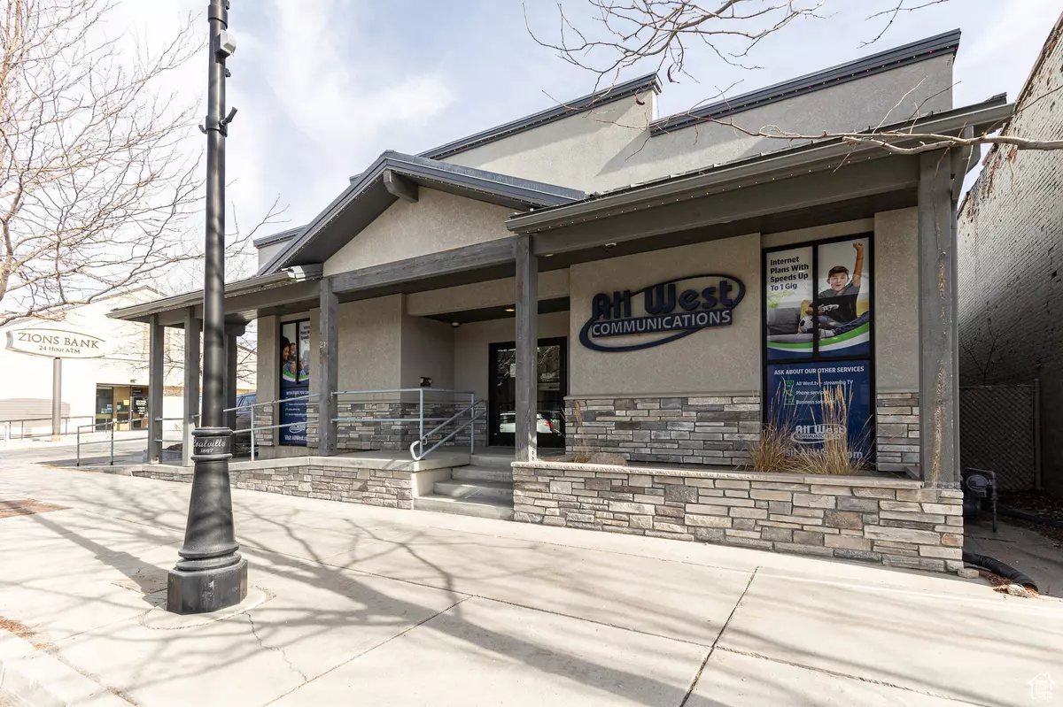 Coalville, UT 84017,21 S MAIN ST