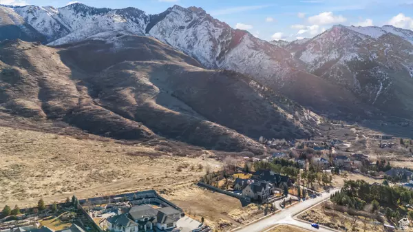 Alpine, UT 84004,704 N COUNTRY MANOR LN