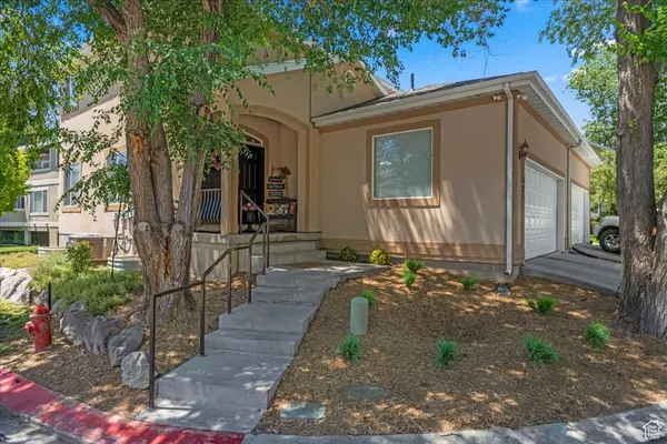 Saratoga Springs, UT 84045,385 BAYSIDE DR