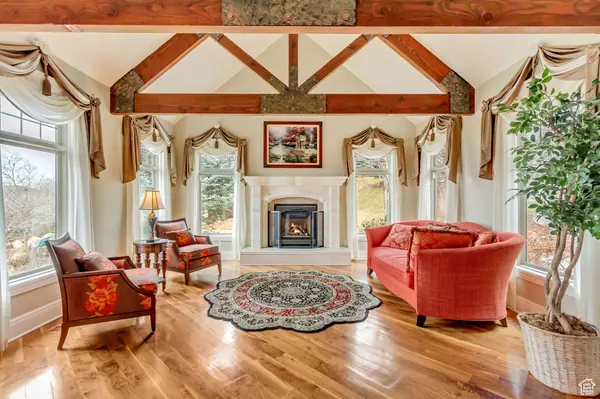 Alpine, UT 84004,196 S HOLLY DR