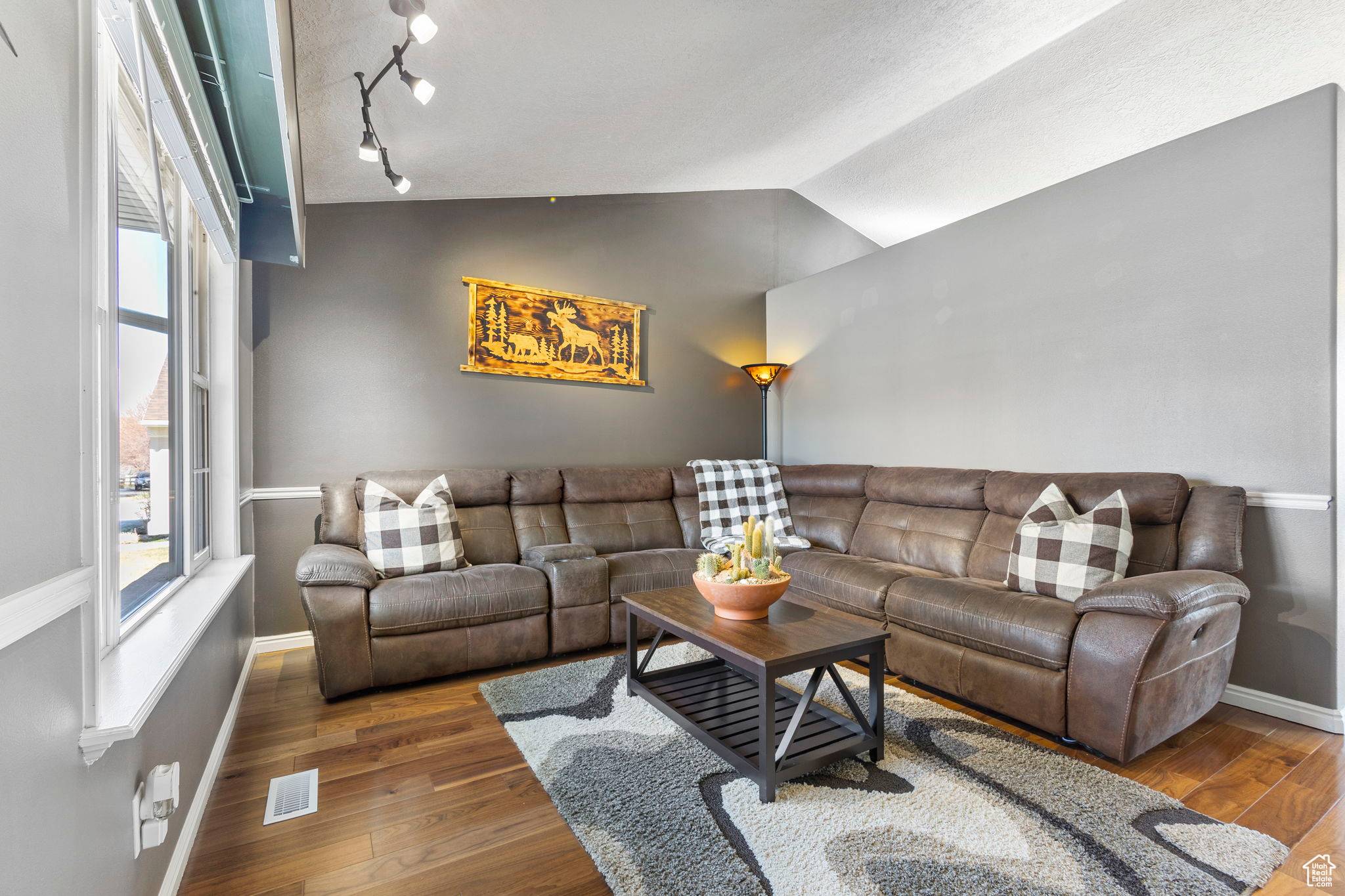 Eagle Mountain, UT 84005,7932 N PEREGRINE CIR E
