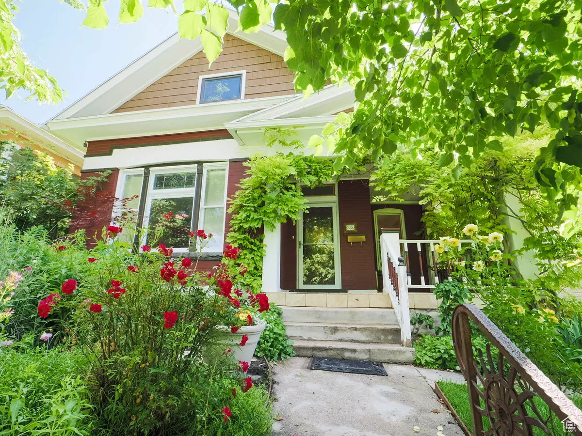 Salt Lake City, UT 84103,258 N J ST