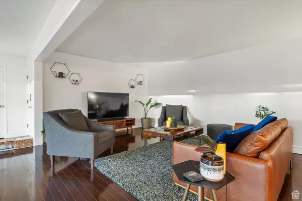 Salt Lake City, UT 84106,1140 E 2700 S #L92