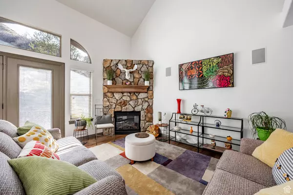 Uintah, UT 84403,2652 E 6500 S