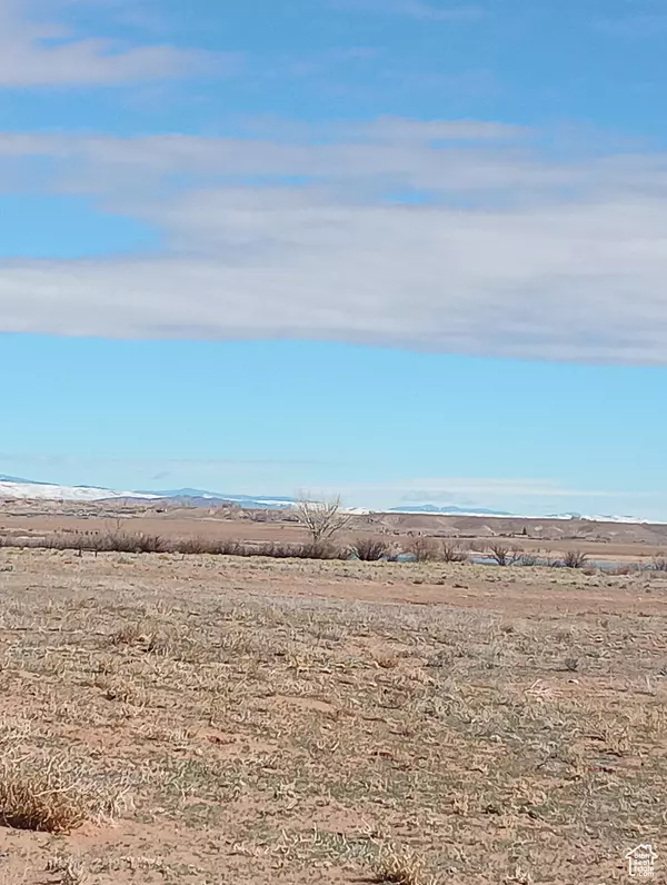 16061 E PELICAN ST,  Randlett,  UT 84063