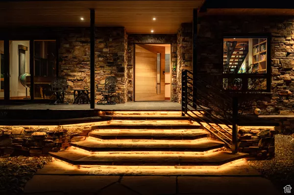 Escalante, UT 84726,1295 N FIRE ROCK LN W