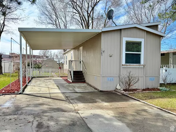 1585 W INDIAN SUMMER DR N #50,  Salt Lake City,  UT 84116