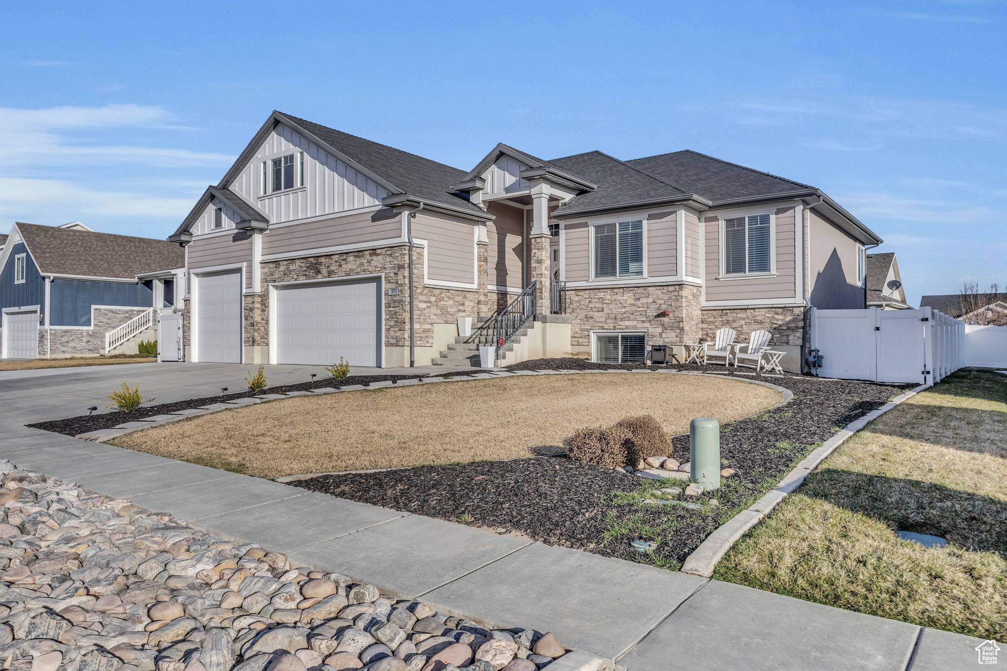 Syracuse, UT 84075,571 S 3350 W