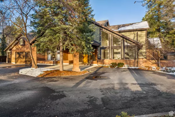 Holladay, UT 84117,1919 E BAYWOOD DR