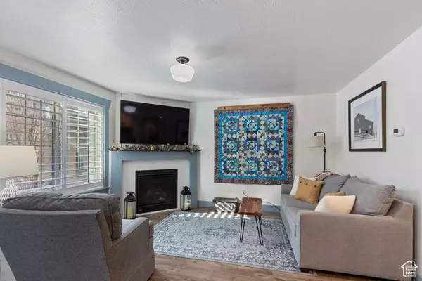 South Ogden, UT 84405,6225 S 1550 E
