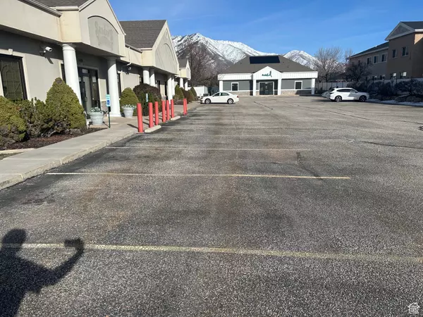 Washington Terrace, UT 84405,1 E 5484 ADAMS PKWY