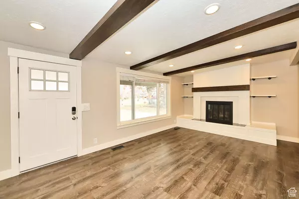 South Ogden, UT 84403,743 E CHAMBERS ST