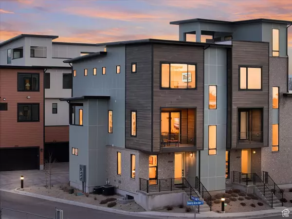 Holladay, UT 84117,4928 S BEVERLY CT E